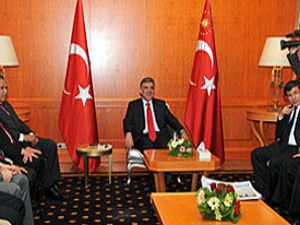 Bütün milletimize ve ailelerine başsağlığı diliyorum