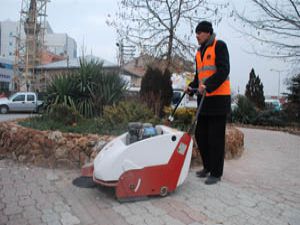 Karatayda önce çevre temizliği