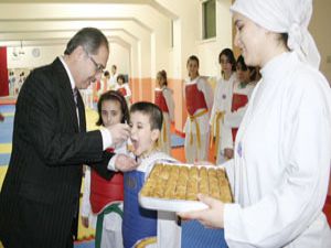 Özel İdare Taekwondo’ya bileniyor