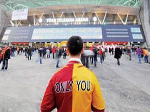 Galatasaray taraftarı paramparça