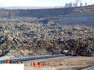 87 kişilik kurtarma ekibi iş başında