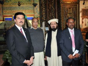 Kundi Mevlanayı ziyaret etti