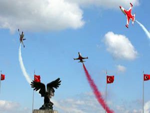 Hava Harp Okulu öğrencilere tanıtıldı
