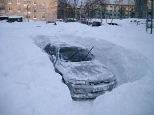 Kar çiftçinin yüzünü güldürdü