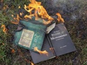 Bir Kuran yakma vakası da İngiltereden