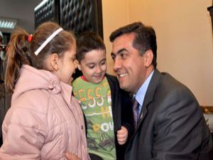 "Çocuklar milletimizin umut çiçekleridir"