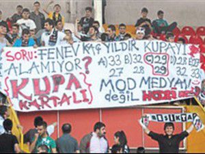 "Şifreli" Fenerbahçe pankartı