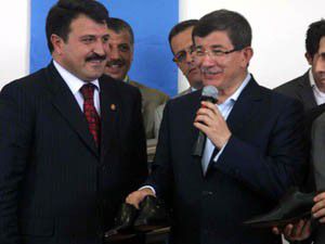 Davutoğlu Ayakkabı Sektörü panelinde
