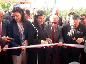 Çubukçu öğrencilerle ders dinledi