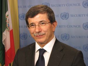 Bakan Davutoğlundan Suriye atağı