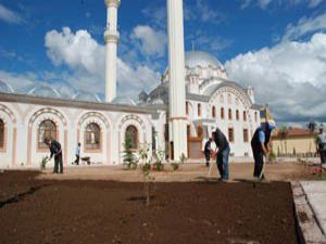 Karatay camilerinin çehresi değişiyor