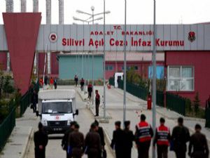 Erdem:Halk vaatlere kanmadı