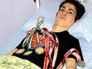 Başarılı sporcunun yürek burkan dramı