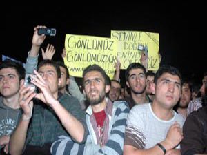 Konyadan Müslüm Gürses geçti