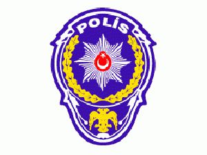 Polis kalp krizi geçirerek hayatını kaybetti