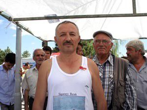 Sigarasız hayat için yüzüyor