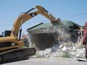 Meramda kaçak yapılara geçit yok