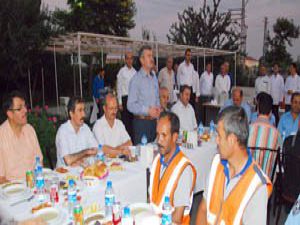 İftar saatinde çalışanlar unutulmadı