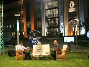 Davutoğlu Sahur Vakti programına katıldı