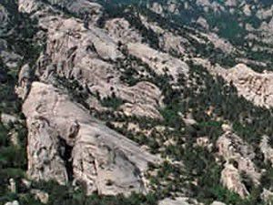 2 helikopter bölgede