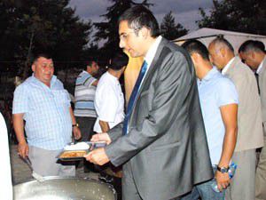 Akış, Beyşehirde iftar çadırına konuk oldu