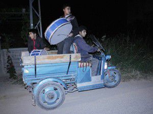 Bunlar da motorize Ramazan davulcusu