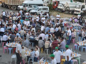 Meram Belediyesinden çalışanlarına iftar