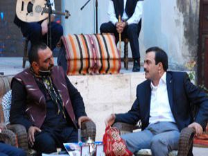 İftar Sofrasının konuğu Mahmut Arslan