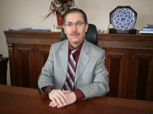 Eşginden Baykana kutlama