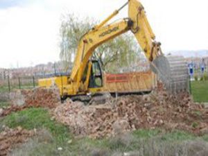Ereğlide eski evler yıkılıyor