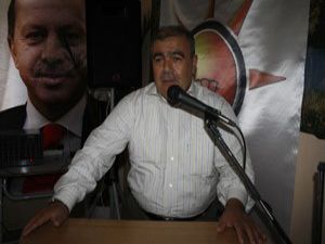 AK Parti sorunların çözümü için var