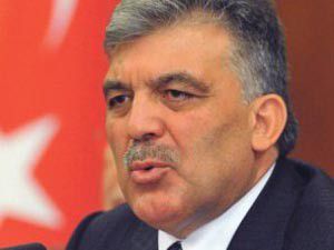 Gülün konuşma yapacağı okula bomba ihbarı