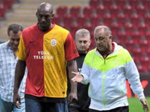 Kobe, Galatasarayı ziyaret etti
