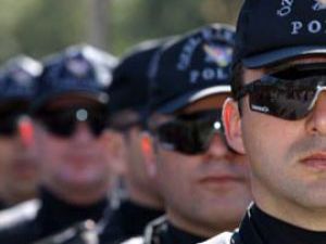 Üniversiteliye polislik müjdesi