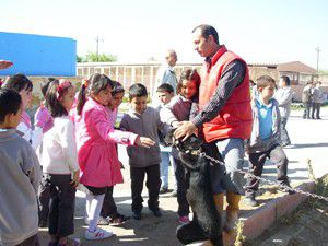 Gençlikten anlamlı gezi