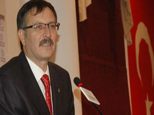 Bu millet kurulan tezgahı görüyor