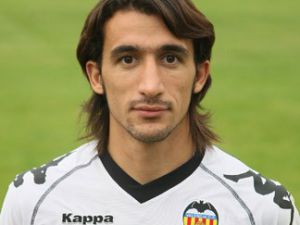 Valencia siyah forma ile çıkacak