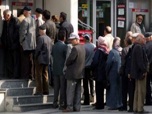 Emeklilikte yaş bekleyenlere müjde