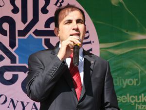 Selçukluya 8 yeni suni çim saha