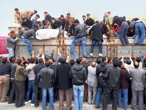 Yağmacı, BDPli belediyenin zabıtası çıktı