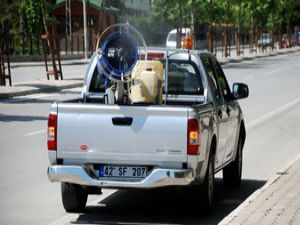 Meramda her mahalle 15er kez ilaçlandı
