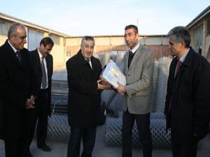 Geleceğin şampiyonlarına malzeme desteği