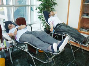 Belediye personelinden kan bağışı