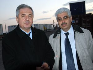 Günlük 3 bin kişiye sıcak yemek