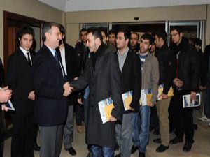 Başkan Konyalı öğrencilerle bir araya geldi