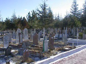 Beyşehirde kimlerin yattığı bilinmeyen bin 126 mezar