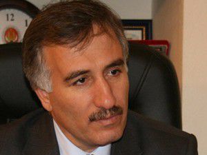 Dine dayalı kılık kıyafet her alanda serbest olmalı