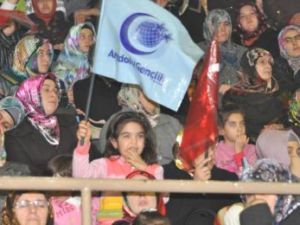 Konyada yeni yılda dua ve eğlence