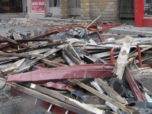 Akşehirde şiddetli lodos