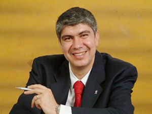 Menderes Türelin yeni işi